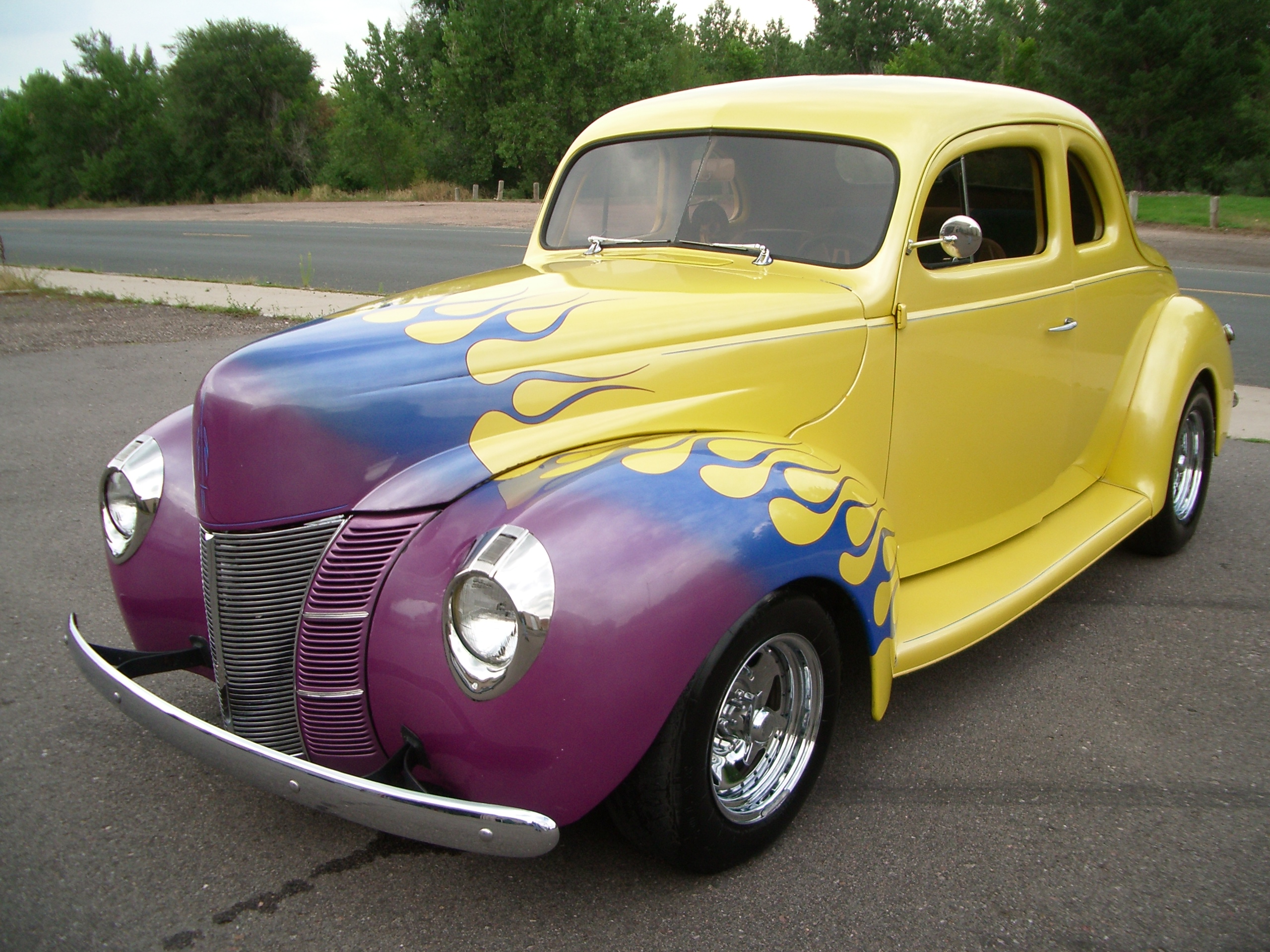 1940 Ford Deluxe Coupe.